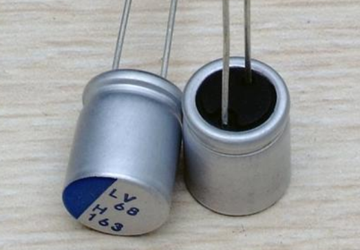 什么是固態(tài)電容？